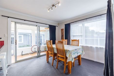 Photo of property in 16 Aspiring Avenue, Milson, Palmerston North, 4414