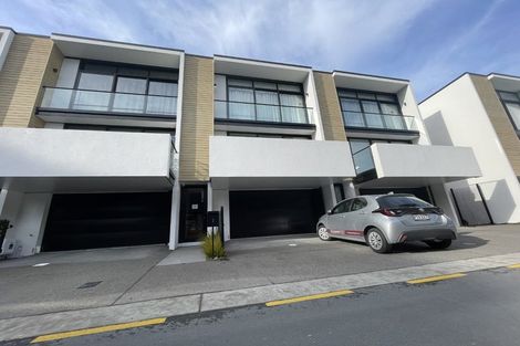 Photo of property in 7 Jean Caldwell Way, Island Bay, Wellington, 6023