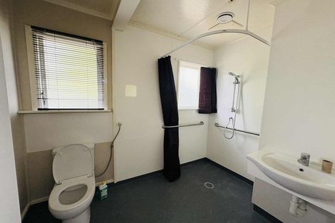 Photo of property in 17 Buick Crescent, Awapuni, Palmerston North, 4412