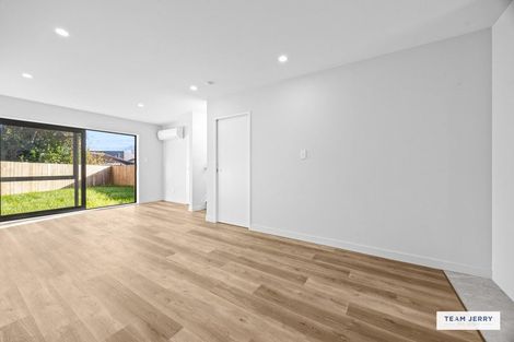 Photo of property in 40d Trentham Road, Papakura, 2110