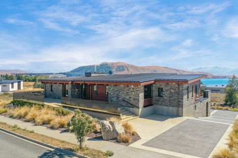 Photo of property in 16 Mistake Drive, Lake Tekapo, 7999