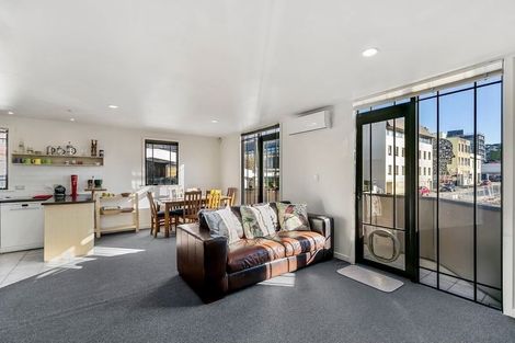 Photo of property in Mendoza Terraces, 9 Ebor Street, Te Aro, Wellington, 6011