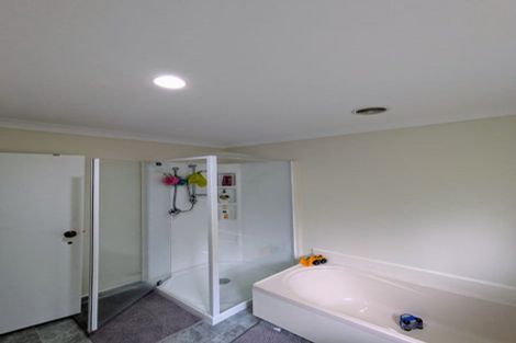 Photo of property in 35 Spackman Crescent, Paraparaumu, 5032