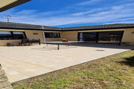 Photo of property in 22 Ranchod Terrace, Pukekohe, 2120