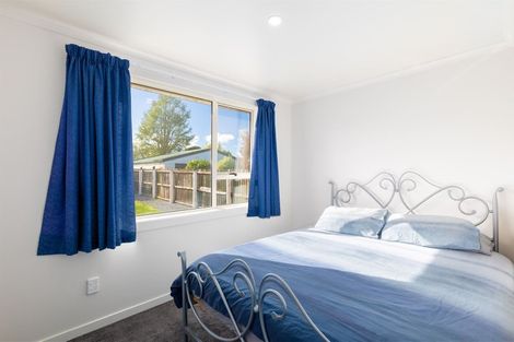 Photo of property in 7 Clipper Place, Redwood, Christchurch, 8051
