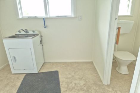 Photo of property in 40 Forest Hill Road, Henderson, Auckland, 0612
