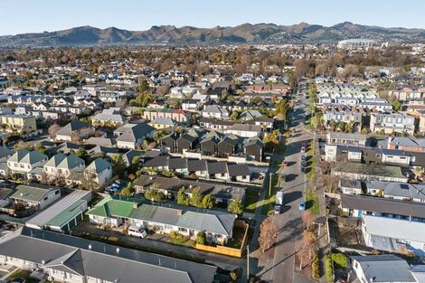 Photo of property in 2/66 Geraldine Street, Edgeware, Christchurch, 8013