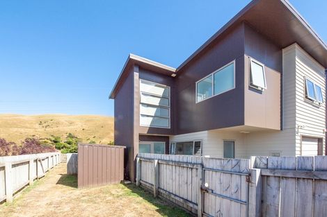 Photo of property in 23 Gifford Grove, Churton Park, Wellington, 6037