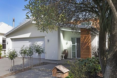 Photo of property in 69 Deans Avenue, Riccarton, Christchurch, 8011