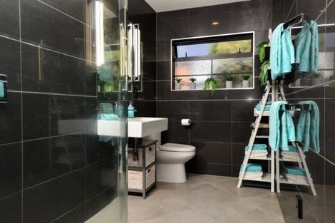 Photo of property in 83 Sandwich Road, St Andrews, Hamilton, 3200