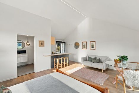 Photo of property in 5 Jahan Lane, Cashmere, Christchurch, 8022