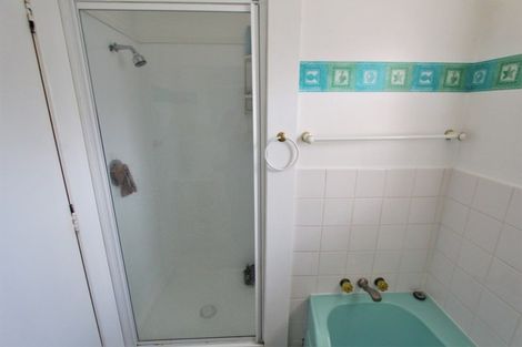 Photo of property in 2 Kensington Street, Tokoroa, 3420