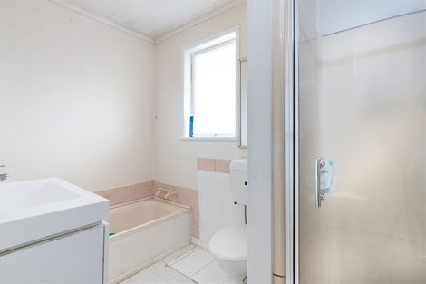 Photo of property in 34 Ellis Avenue, Mount Roskill, Auckland, 1041