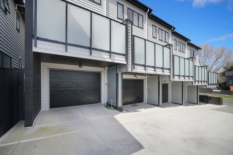 Photo of property in 2d Taratoa Street, Point England, Auckland, 1072