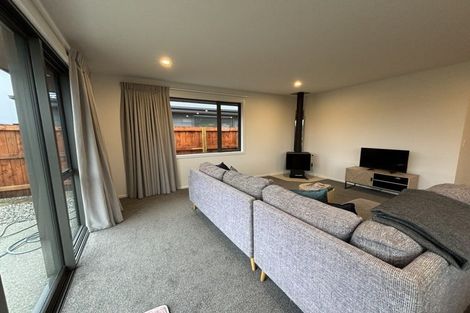 Photo of property in 8 Dunn Street, Lake Hawea, 9382