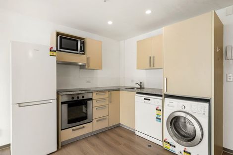 Photo of property in Dual Apartments, 506/142 Vivian Street, Te Aro, Wellington, 6011