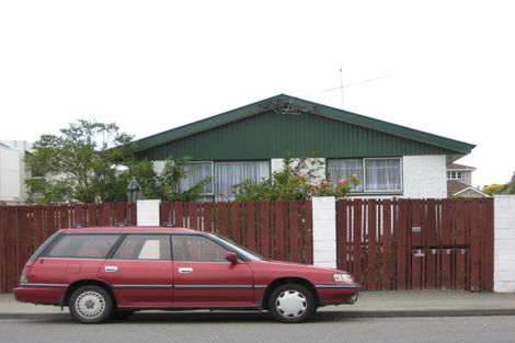 Photo of property in 1/494 Barbadoes Street, Edgeware, Christchurch, 8013