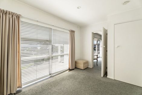 Photo of property in 76 Marellen Drive, Red Beach, 0932