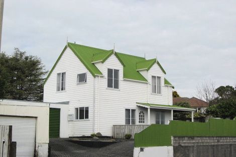 Photo of property in 3 Nash Street, Marfell, New Plymouth, 4310