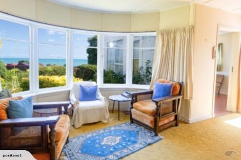 Photo of property in 134 Seaview Road, Paraparaumu Beach, Paraparaumu, 5032