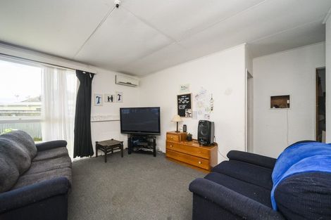 Photo of property in 1/4 Churchill Avenue, Manurewa, Auckland, 2102