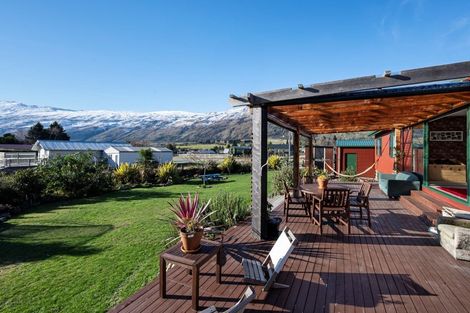 Photo of property in 2 Hector Close, Kingston, Athol, 9793