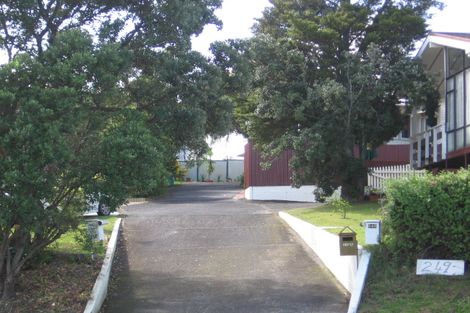 Photo of property in 249a Great North Road, Henderson, Auckland, 0612