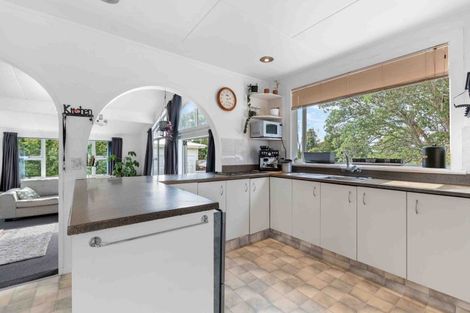 Photo of property in 15 Carlton Terrace, Westown, New Plymouth, 4310