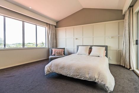 Photo of property in 6k Carlton Gore Road, Grafton, Auckland, 1023