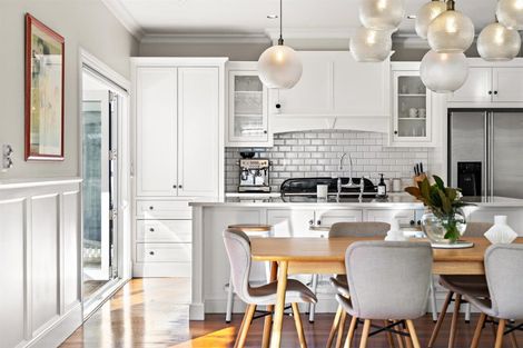 Photo of property in 20 Crabb Fields Lane, Riverhead, 0820