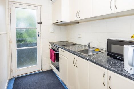 Photo of property in 8/4 Wha Street, Frankton, Hamilton, 3204