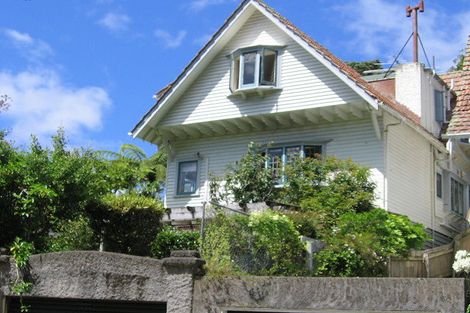 Photo of property in 23 Ngaio Road, Kelburn, Wellington, 6012