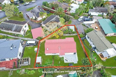 Photo of property in 1/9 Thistledew Place, Bayview, Auckland, 0629