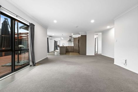 Photo of property in 28 Carroll Place, Owhata, Rotorua, 3010