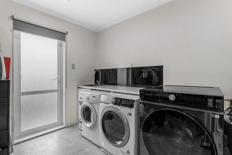 Photo of property in 16 Verdot Close, Kumeu, 0810