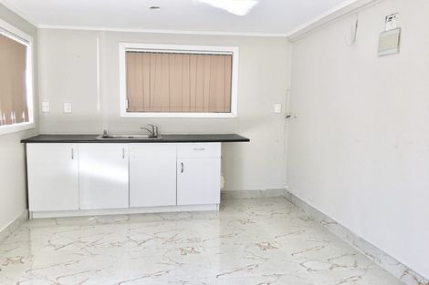 Photo of property in 4 Utting Street, Birkdale, Auckland, 0626