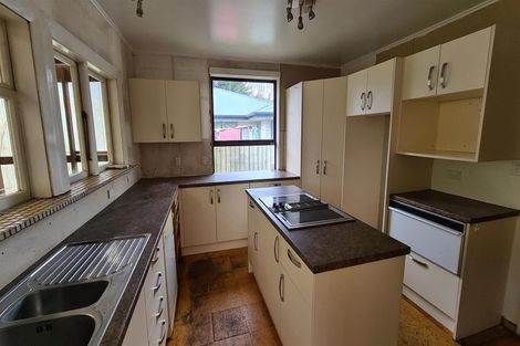 Photo of property in 2 Sinclair Street, New Brighton, Christchurch, 8083