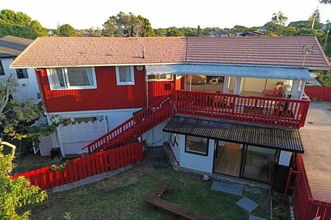 Photo of property in 32 Kirkbride Road, Mangere Bridge, Auckland, 2022