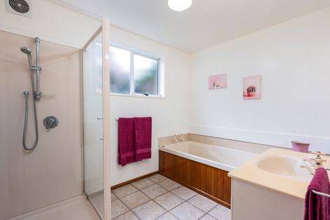 Photo of property in 28 Hill Road, Warrington, Waikouaiti, 9471