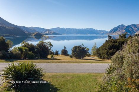 Photo of property in 32 Flora Dora Parade, Lake Hawea, Wanaka, 9382