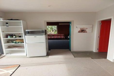 Photo of property in 136 Harakeke Road, Te Horo, Otaki, 5581