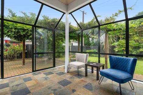 Photo of property in 4 Libra Place, Kawaha Point, Rotorua, 3010