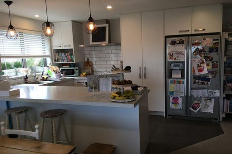 Photo of property in 29 Puhirake Crescent, Pyes Pa, Tauranga, 3112