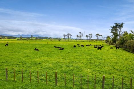 Photo of property in 550 Mountain Road, Lepperton, New Plymouth, 4373