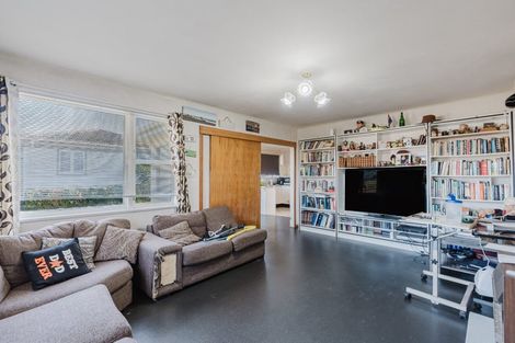 Photo of property in 11 Dinsdale Road, Dinsdale, Hamilton, 3204