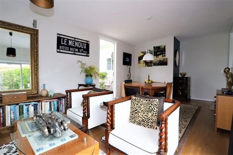 Photo of property in 14 Stanners Street, Eltham, 4322