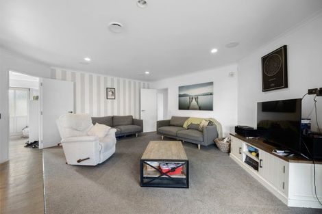 Photo of property in 105 Barrington Drive, Huntington, Hamilton, 3210