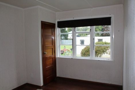 Photo of property in 12 Ranfurly Street, Dannevirke, 4930