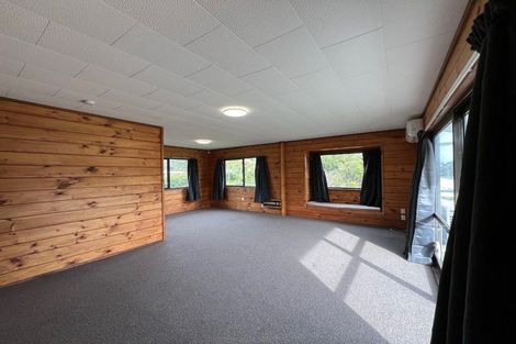 Photo of property in 1/286 Wairau Road, Glenfield, Auckland, 0629