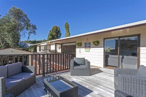 Photo of property in 6 Ailsa Place, Tairua, 3508